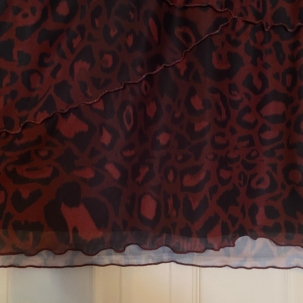 Maroon leopard mini skirt - Picture 2 of 4